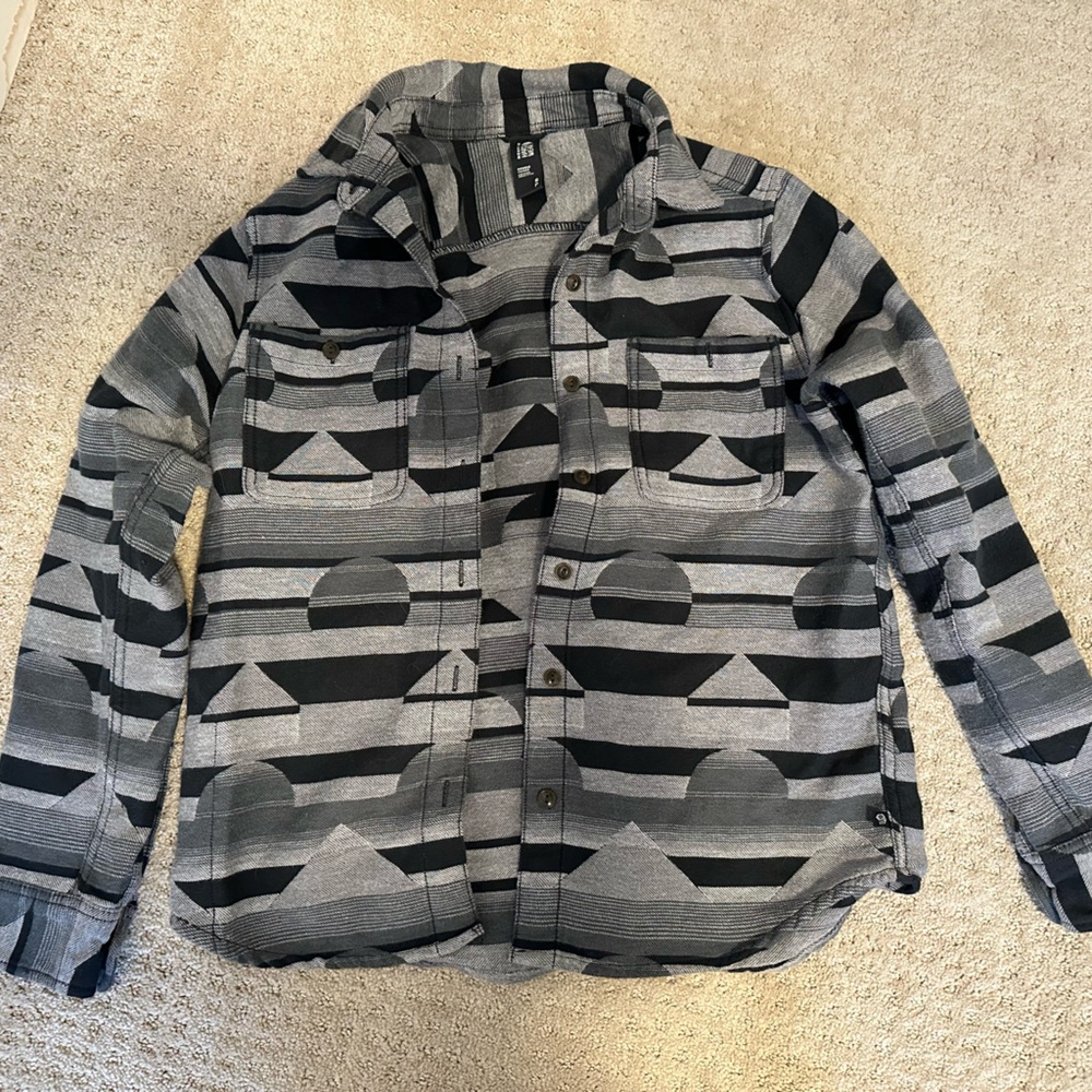 Women’s mountain hardwear shacket